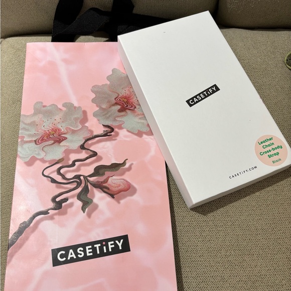 CaseTIFY Leather Chain Cross-body Strap - Black in Champagne Gold.  Like *NEW* - Picture 5 of 6